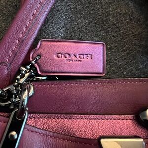Coach Leather Shoulder/Handbag. Beautiful Burgundy color.